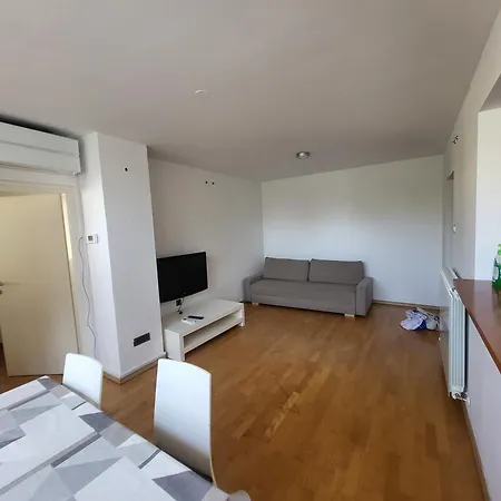 Apartma Dejan